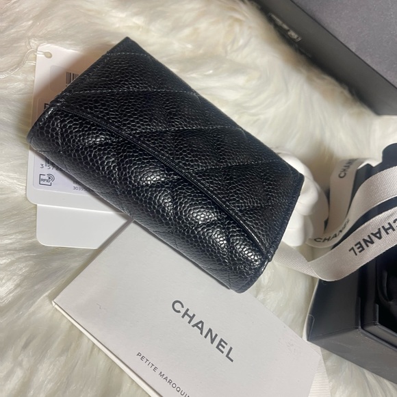 Authentic chanel CF card case holder - Picture 5 of 5